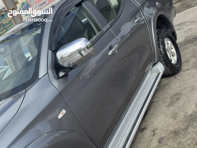 Used Mitsubishi L200 in Zarqa