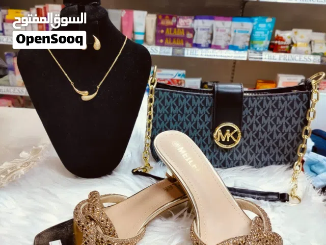 حقائب ماركات عالمية