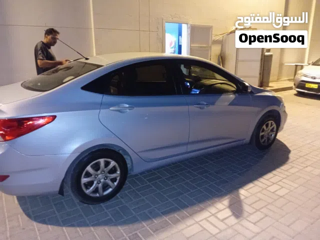 Hyundai xcent 2014