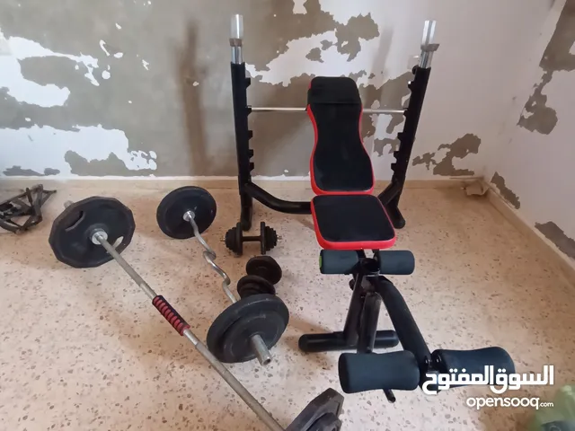 كرسي صدر ورجلين ودمبل و2بار واوزان