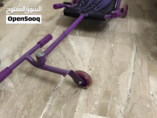 سكوتر جلوس بحاله ممتازه استخدام بسيط جدا يتحمل اوزان عاليه مع فرامل يد