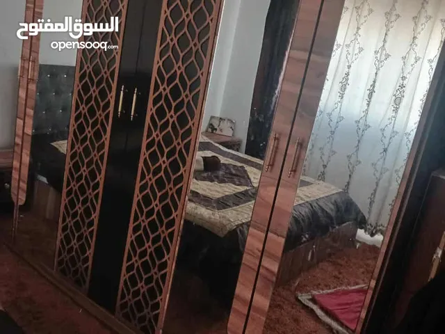 غرفه نوم للبيع بداعي للسفر بحاله ممتازه