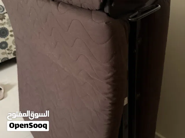 سرير Foldable يطوى بعجلات