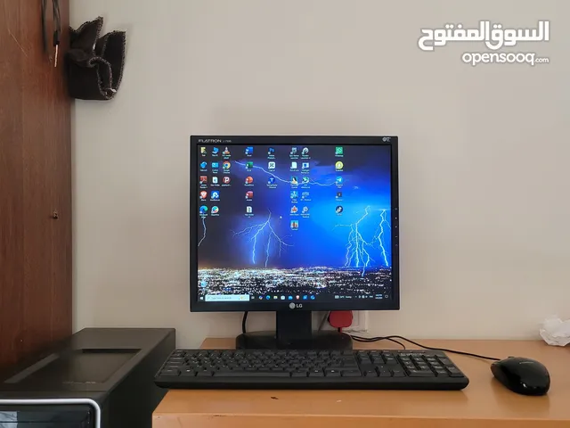 جهاز DELL core i5 4th مع شاشه وملحقاته وأيضا كمبيوتر كور توديو هديه