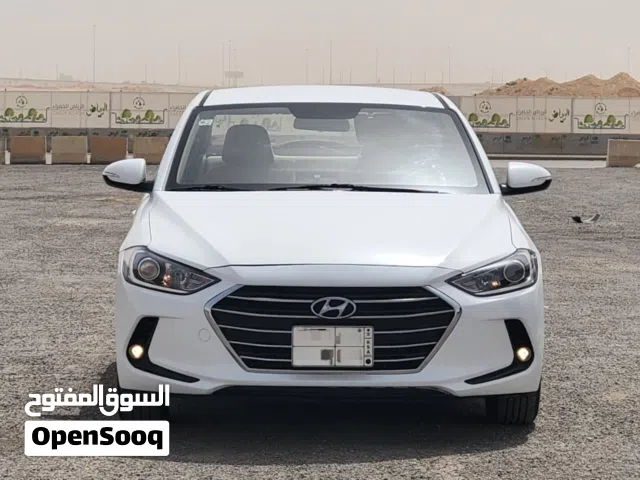 2017 Hyundai Elantra Standard