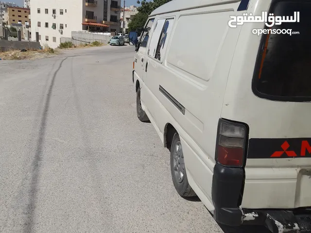 باص متسوبيشي L300 للبيع