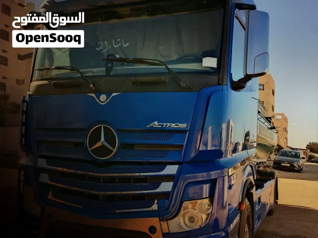 تنك مياه مرسيدس صالح للشرب 17م لخدمتكم طيلة ايام الاسبوع وعلى مدار 24 ساعه