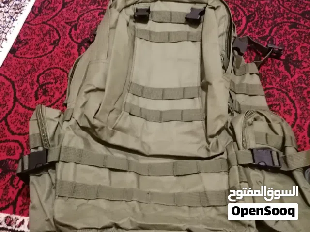 حقيبه مغامرات جديده لم تستخدم ابدا صناعه صين فخمه و متينه