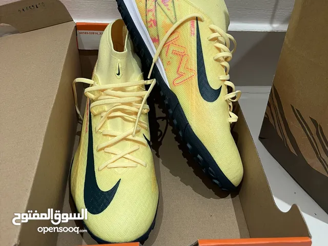جوتي نايكي كرة قدم اصلي 100%