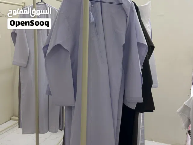 محل غسيل وكي ملابس بالبخار