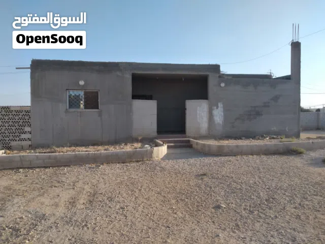155 m2 4 Bedrooms Townhouse for Sale in Mafraq Other