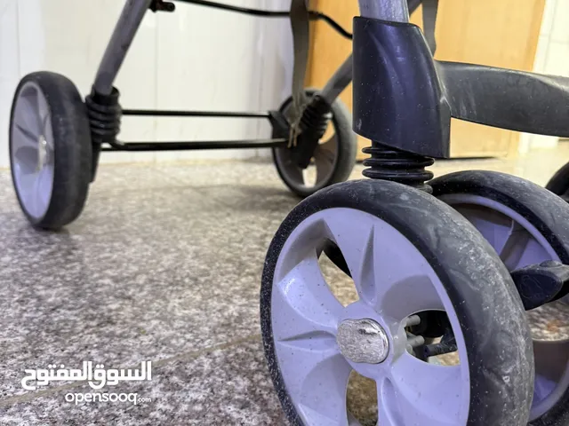 عربانة طفل و كرسي طعام ماركة جيكو و عربانة ماركة اوربية قوية جدا نظافتهن 100