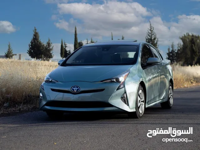 Used Toyota Prius in Amman