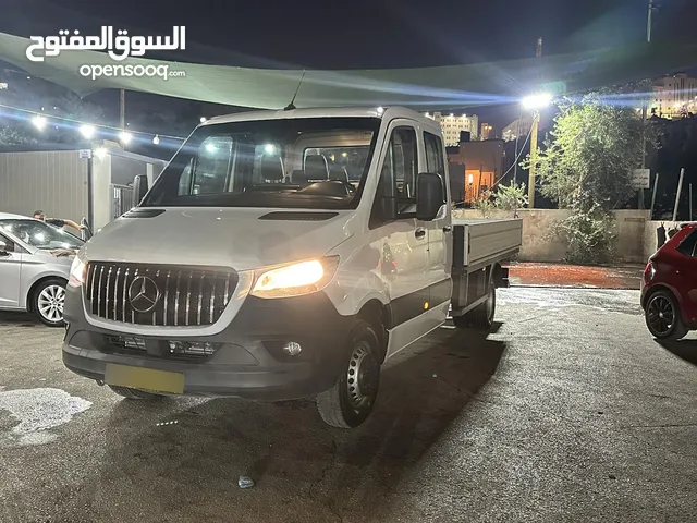 مرسيدس بنز 519