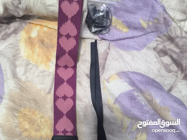 ستراب كاميرا بتصميم قلوب – ستايل + راحة في التصوير!
