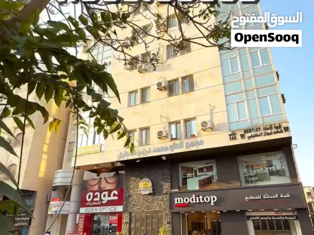 للبيع مجمع تجاري استثماري من المالك مباشرة فاخر بعائد مميز – فرصة نادرة في موقع حيوي بعمان
