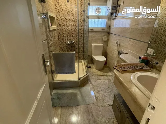 285 m2 3 Bedrooms Villa for Rent in Cairo First Settlement