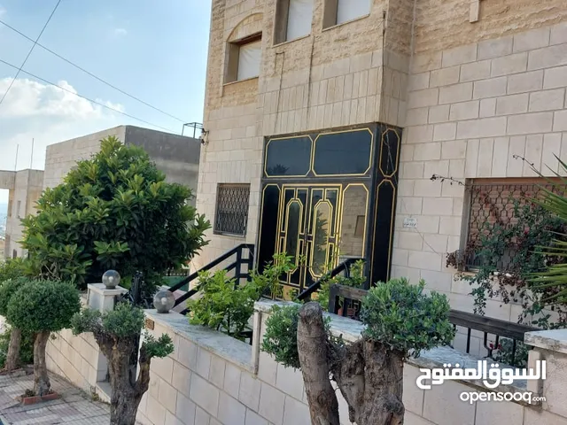 بيت للبيع في عمان - وادي السير