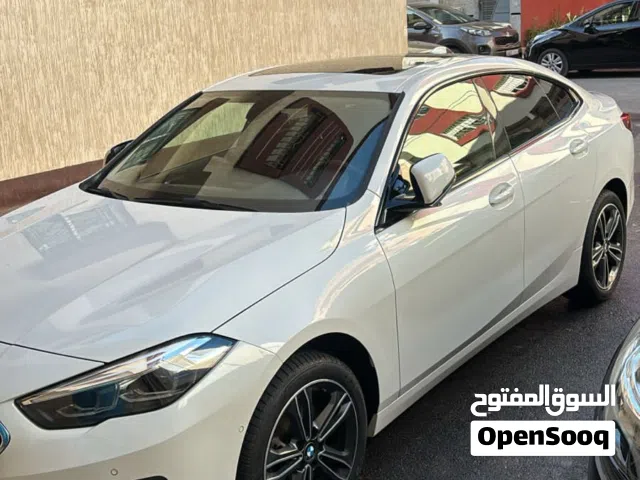 2021, بي ام دبليو, الفئة 1, Standard