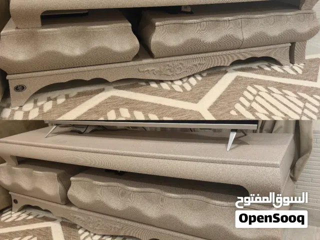 طاولة تلفزيون راقية، طاولات ، كنب
