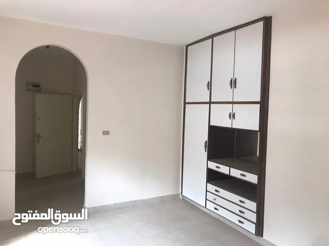450 m2 3 Bedrooms Villa for Rent in Amman Tla' Ali