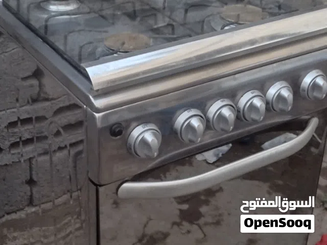 فرن 4عيون شغال فل مضمون نظيييف جدا شعله زرقاء ولاعه توماتيك