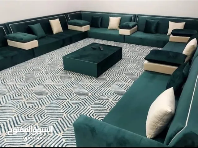 نصنع جميع أنواع الأريكة الجديدة ، والأريكة القديمة نقوم بتغيير الملابس