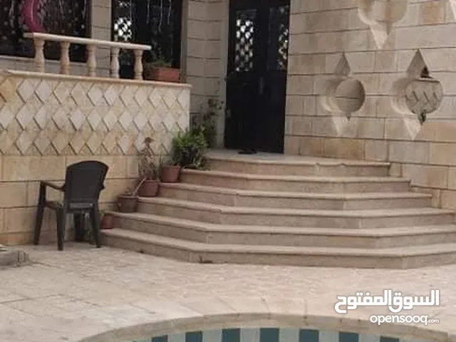 200 m2 5 Bedrooms Townhouse for Sale in Amman Jawa