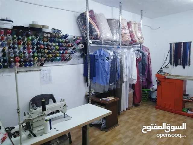 محل الدراكلين ومخيطه كامل متكامل للبيع المحل او العدد مستخدم بحاله الوكاله جيد جدا جدا