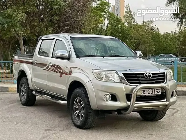 Toyota Hilux 2013 in Zarqa