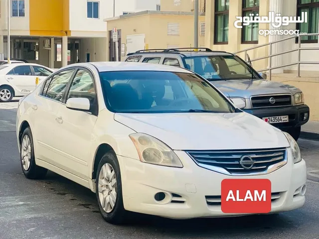 Nissan Altima 12 model