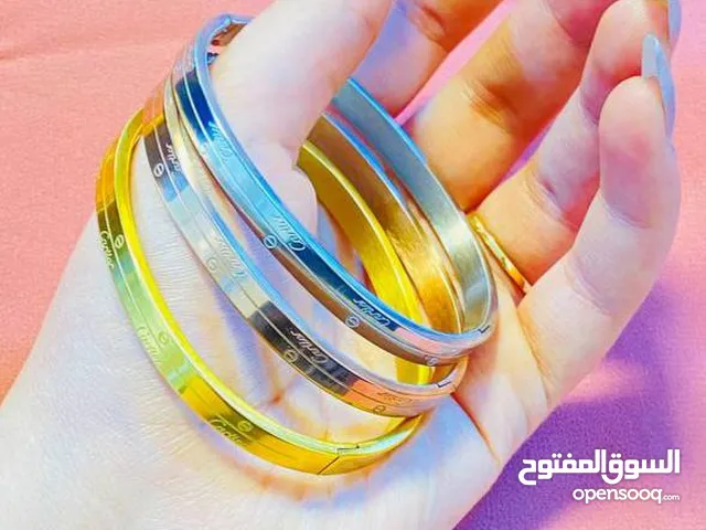سوارات ثري كلار