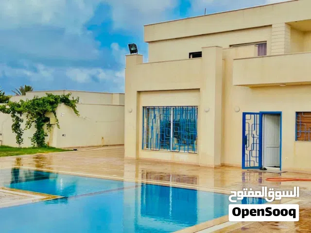 استراحه  وفيلا لاقوة الى بالله في غنيمه على البحر مباشرة