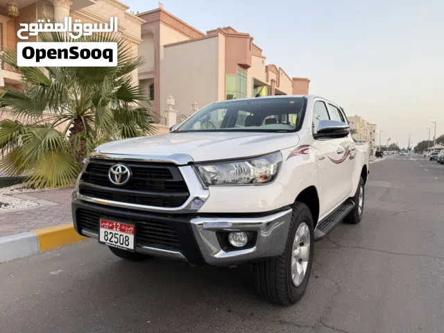 Used Toyota Hilux in Abu Dhabi