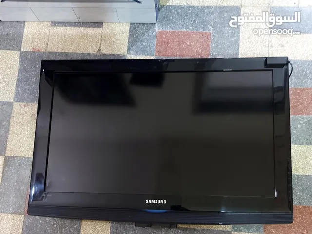 Samsung LCD 32 inch TV in Tripoli