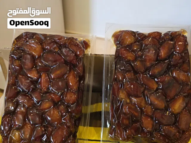 للبيع تمر وسمن غنم عكه بري