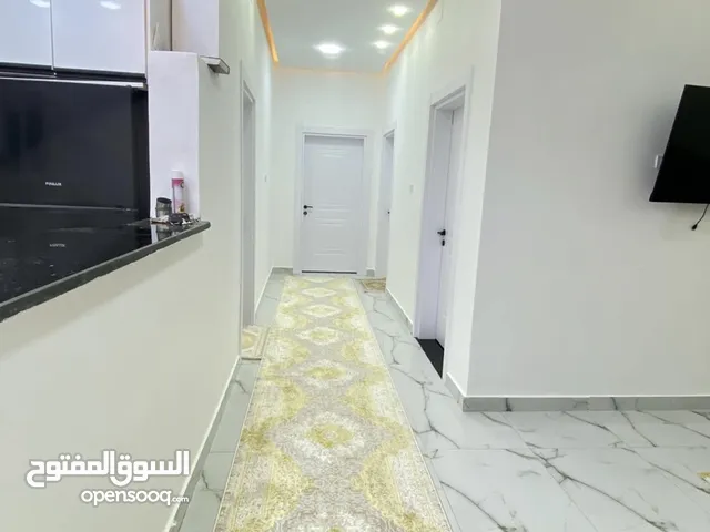 160 m2 3 Bedrooms Townhouse for Sale in Tripoli Ain Zara