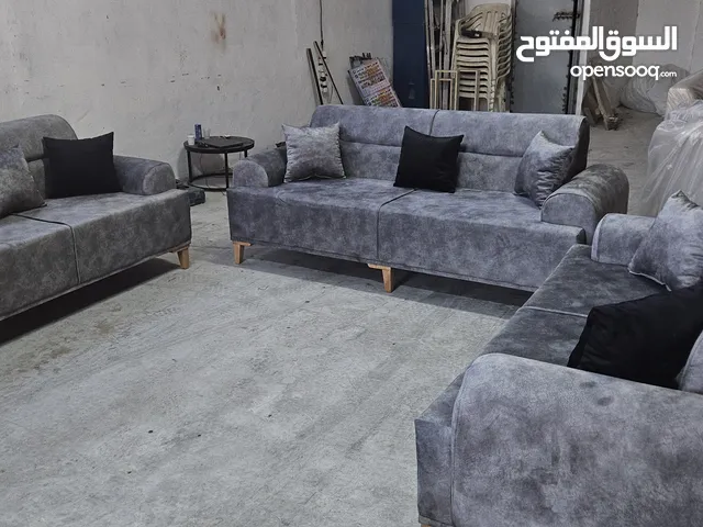 تفصيل حسب طلب الزبون متوفر جميع الالوان وجميع انواع الاقمشة