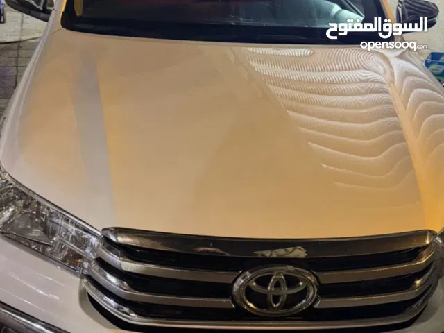 Used Toyota Hilux in Basra
