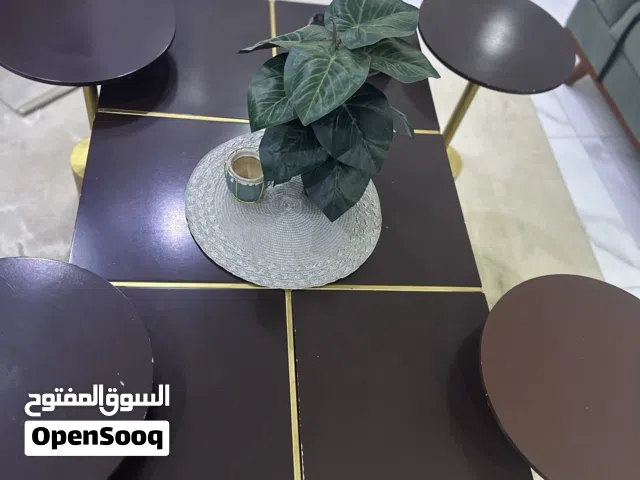 طاولة كاملة