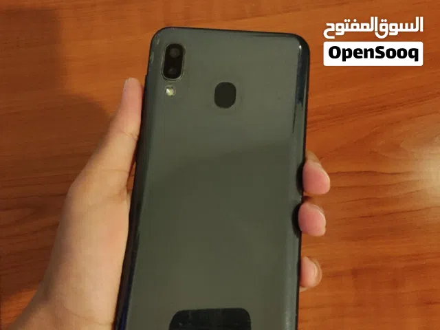 SAMSUNG A20