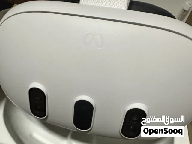 نظارة VR ميتا كويست 3 بذاكرة 512 GB بالكرتون