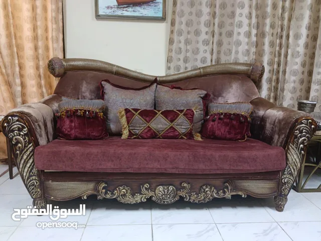 كنب للبيع نظيف جدا