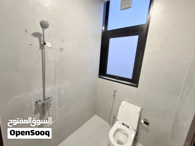 شقة فاخرة للايجار بمنطقة الرياض بابوظبي