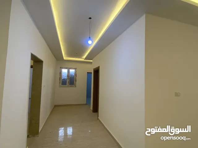 130 m2 2 Bedrooms Apartments for Rent in Tripoli Al-Sidra