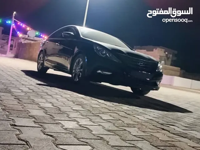 هونداي سوناتا 2011 للبيع سعرها دولار 8700 و سكرة و ما منختلف إن شاء الله