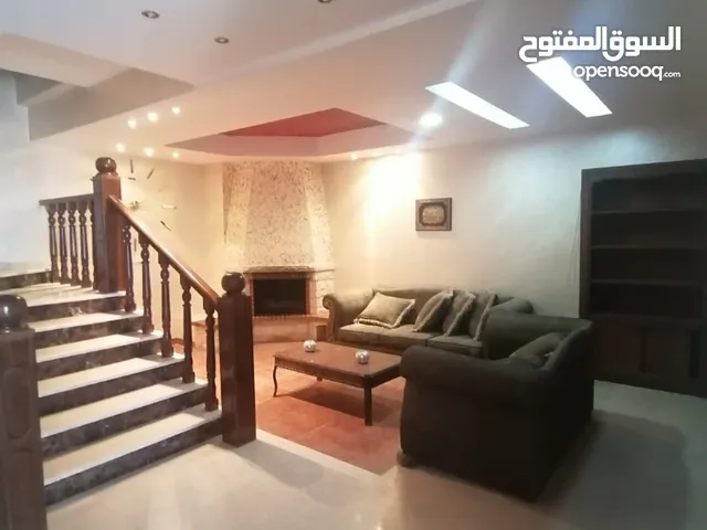 1300 m2 More than 6 bedrooms Villa for Rent in Amman Jubaiha