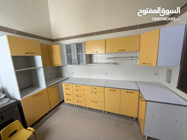 مطبخ إيطالي مستعمل للبيع