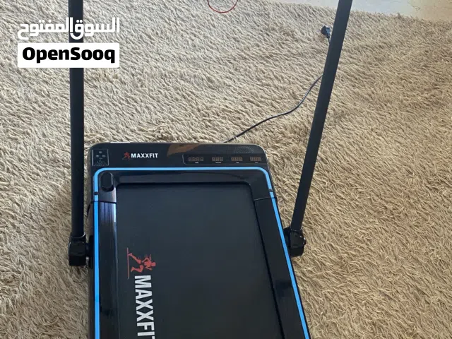 سير كهربائي من شركة ماكس فت