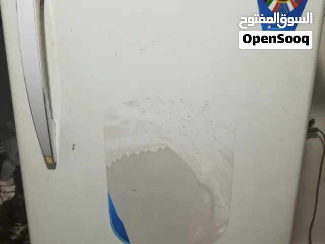 ثلاجه للبيع